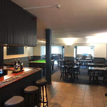 The Pheasant Inn Дънстейбъл Екстериор снимка