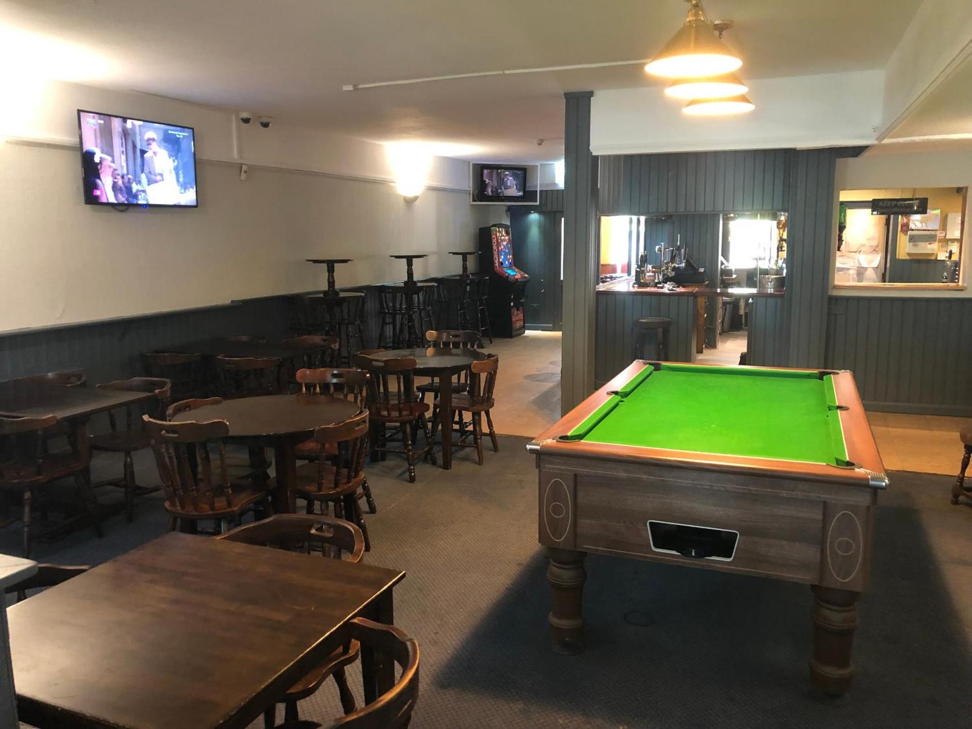 The Pheasant Inn Дънстейбъл Екстериор снимка